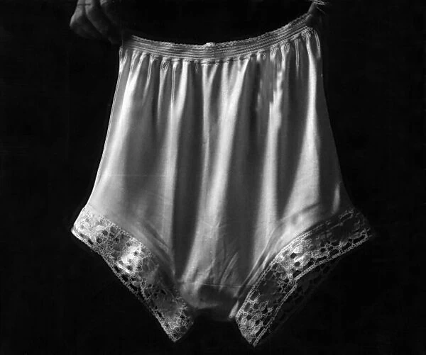Gussie Moran tennis player pants worn at Wimbledon June 1947 Gorgeous Gussie