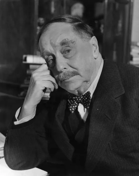 Framed Print : H. G. Wells, English writer, pictured at home, 6th February 1940. Herbert George Wells Framed Print : H. G. Wells, English writer, pictured at home, 6th February 1940. Herbert George Wells