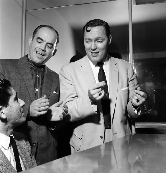 Framed Print : Bill Haley on his first visit to England which was largely sponsored by the Daily Mirror Framed Print : Bill Haley on his first visit to England which was largely sponsored by the Daily Mirror