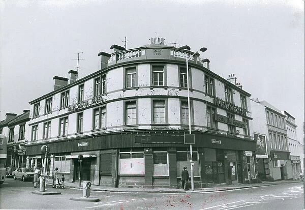 The Half Moon Hotel at the bottom of Gateshead High Street in 1980