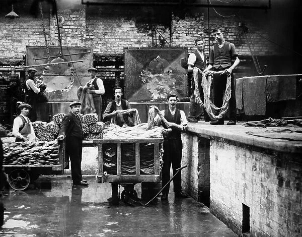 Hamilton Robb Ltd. Riverside factory Portadown, Armagh. Yarns being treated in