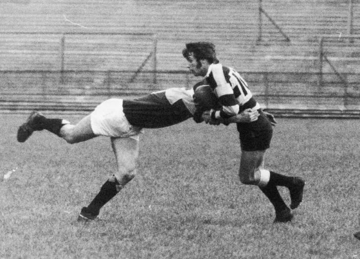 Framed Print : Harlequin v Cardiff. 11th December 1971. Cardiffs Bary John runs into a Harlequin Framed Print : Harlequin v Cardiff. 11th December 1971. Cardiffs Bary John runs into a Harlequin