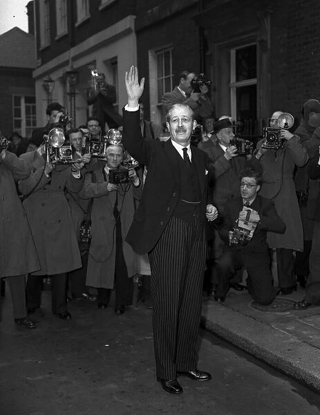 Harold MacMillan arriving Downing Street 1955