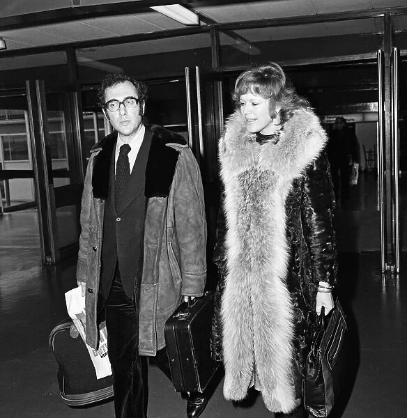 Harold Pinter and Lady Antonia Fraser leaving Heathrow Airport for Washington