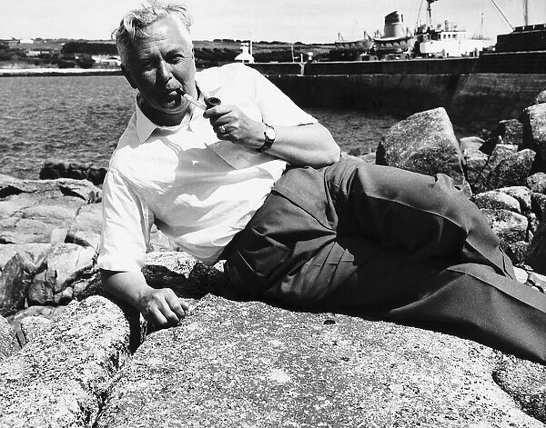 Harold Wilson MP on holiday in the Scilly Islands 1963