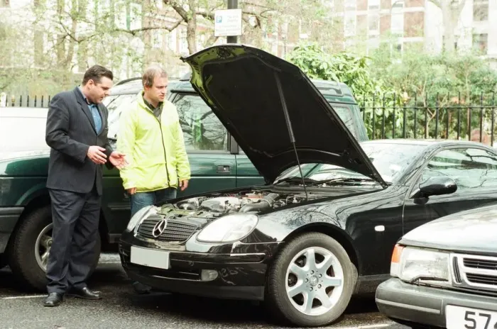 Framed Print : Harry Enfield sells his motorcar - SLK230 Mercedes - to Sunday Mirror Journalist Sean Framed Print : Harry Enfield sells his motorcar - SLK230 Mercedes - to Sunday Mirror Journalist Sean