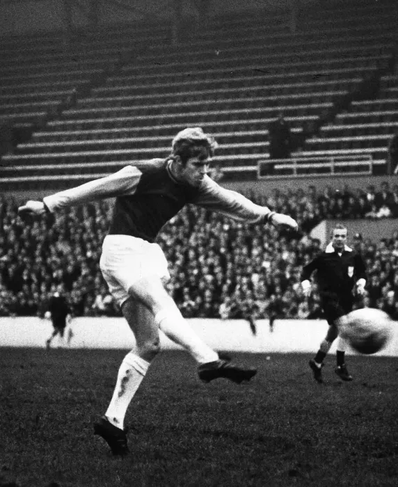 Framed Print : Harry Redknapp West Ham United football player 1968 Framed Print : Harry Redknapp West Ham United football player 1968