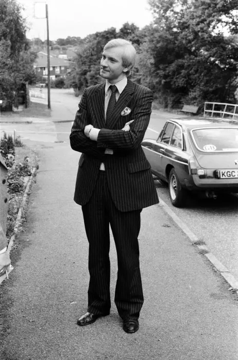 Framed Print : Harvey Proctor, 34 year old MP for Basildon, Essex, talking to reporters outside his home Framed Print : Harvey Proctor, 34 year old MP for Basildon, Essex, talking to reporters outside his home
