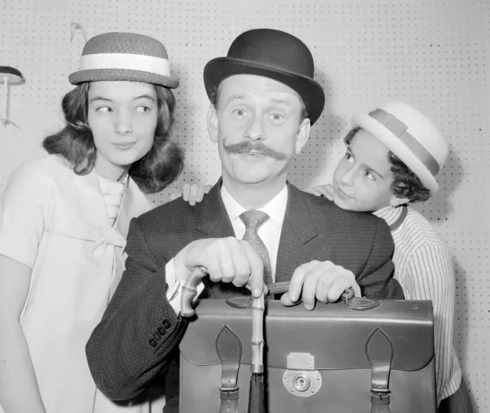 Framed Print : Hats by Milliner Victor Hyett seen here modelled in London prior to the 1959 Framed Print : Hats by Milliner Victor Hyett seen here modelled in London prior to the 1959