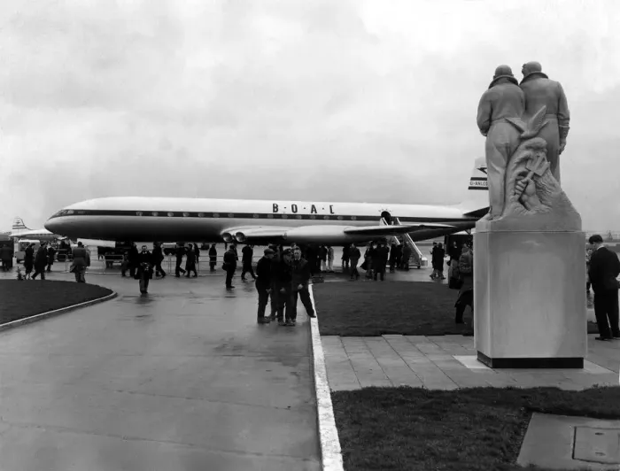 Framed Print : The De Havilland Comet 3 airliner of the B. O. A. C. airline Framed Print : The De Havilland Comet 3 airliner of the B. O. A. C. airline