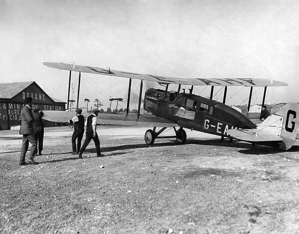 A De Havilland D. H. 4A of Air Transport & Travel Ltd, which made the first daily