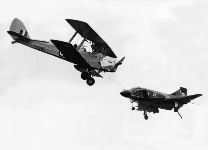 Framed Print : A de Havilland Tiger Moth and a RAF McDonnell Douglas F-4 Phantom at the Sunderland Air