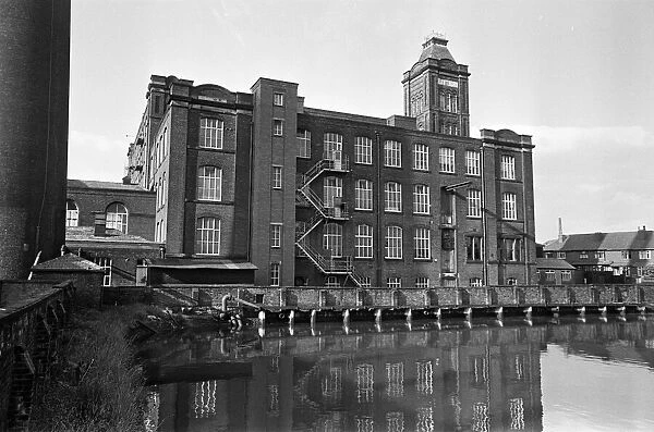 Hawthorn Mill in Chadderton, Greater Manchester. 4th June 1969