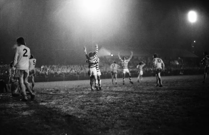 Framed Print : Hayes 0-1 Reading, FA Cup 2nd Round Replay at Church Road, Tuesday 12th December 1972 Framed Print : Hayes 0-1 Reading, FA Cup 2nd Round Replay at Church Road, Tuesday 12th December 1972