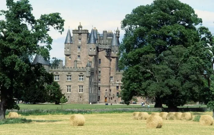 Framed Print : Haymaking at Glamis Castle Fife Scotland July 1984 Hay bails in field Framed Print : Haymaking at Glamis Castle Fife Scotland July 1984 Hay bails in field
