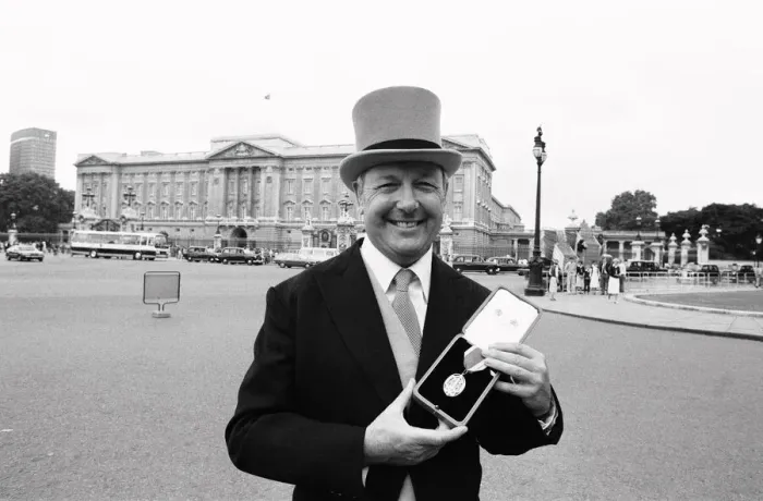 Framed Print : Head of Laker Airways Freddie Laker at Buckingham Palace after being knighted by