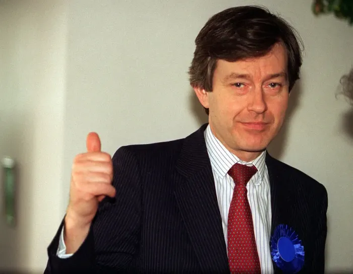 Framed Print : Health Secretary Stephen Dorrell gives the thumbs up sign at Warrington hospital MP