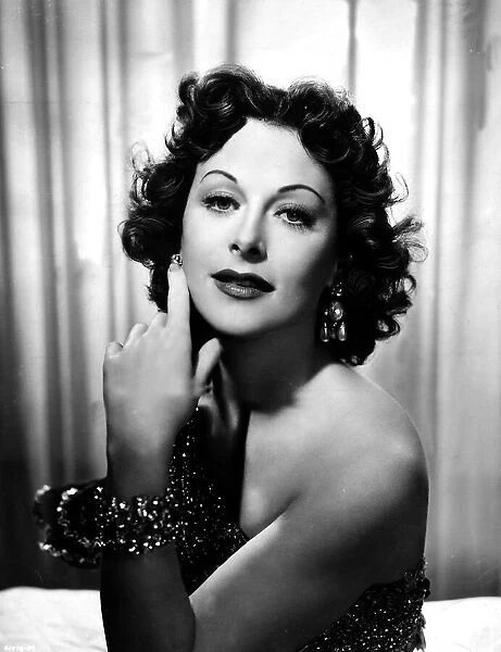 Hedy Lamarr actress in Lady without a Passport dbase A©Mirrorpix