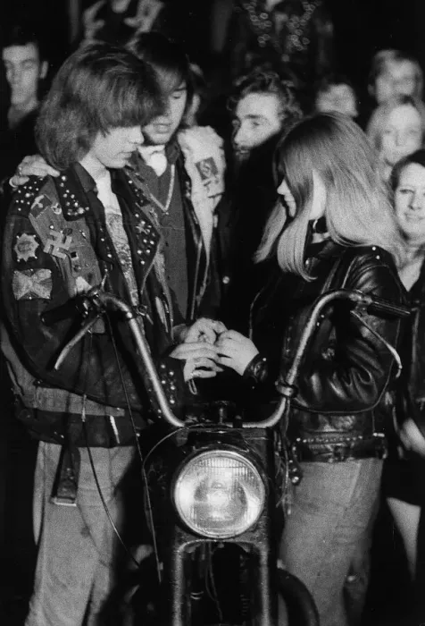 Framed Print : Hells Angels wedding Mick Smith marries Geraldine Osgood with motorbike as an alter