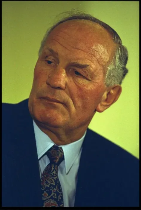 Framed Print : Henry Cooper Former British Heavyweight Boxing Champion
