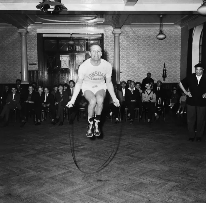Framed Print : Henry Cooper seen here in training at The Bellingham for his fight against Cassius Clay Framed Print : Henry Cooper seen here in training at The Bellingham for his fight against Cassius Clay