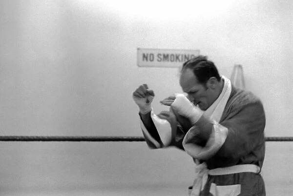 Henry Cooper started training today for his March 16th Titles defence against Joe Bugner