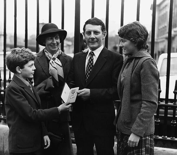 Henry McCrory December 1979 outside Buckingham Palace after being awarded a MBE L