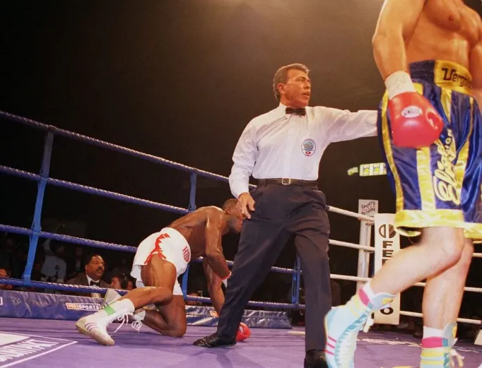 Framed Print : Herbie Hide being knocking out by Vitali klitschko and losing his WBO world heavyweight Framed Print : Herbie Hide being knocking out by Vitali klitschko and losing his WBO world heavyweight
