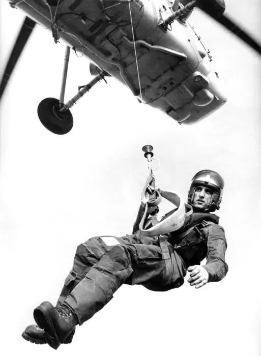 Framed Print : Hero helicopter winchman Bob Denes awarded the RAFs top peacetime bravery medal for Framed Print : Hero helicopter winchman Bob Denes awarded the RAFs top peacetime bravery medal for