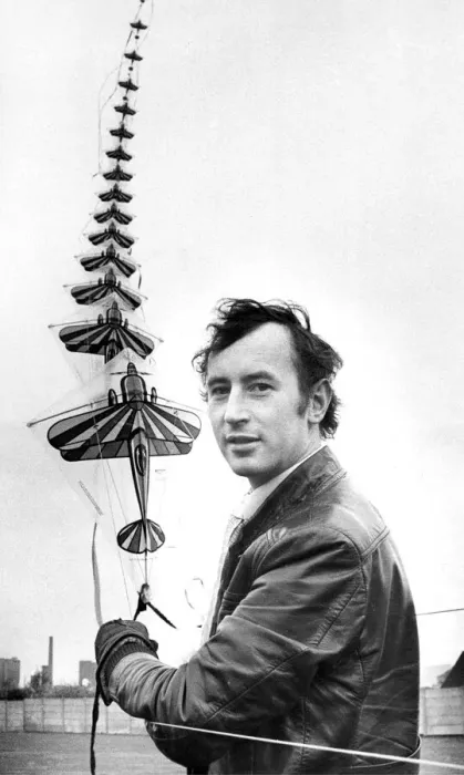 Framed Print : High flyer Malcolm goodman recksons hes a record-breaker at pulling a few strings