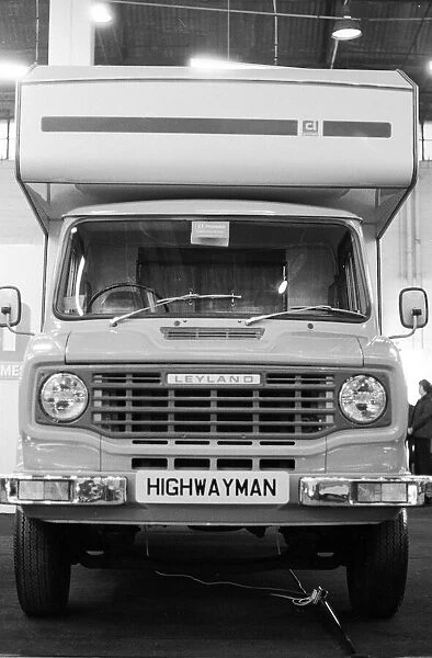 Highwayman Motor Caravan. 12th November 1976. Local Caption watscan watscan