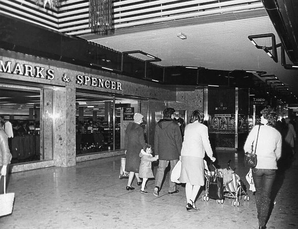 Hill Street Centre, Middlesbrough, 17th February 1983. Marks and Spencer