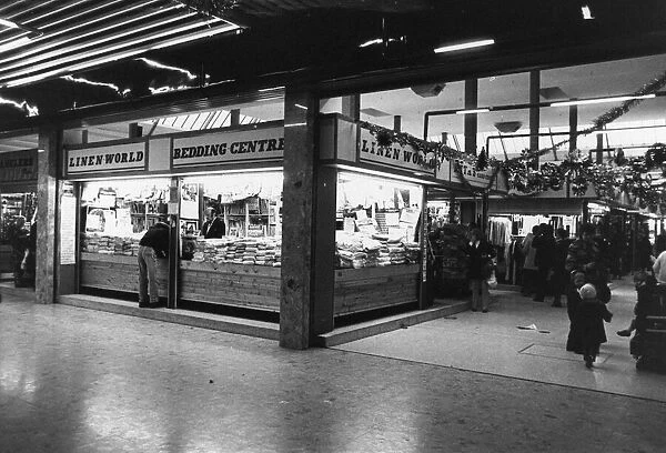 Hill Street Centre, Middlesbrough, 17th February 1983. Linen World Bedding Centre