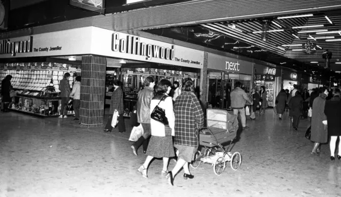 Framed Print : Hill Street Shopping Centre, Middlesbrough, 19th November 1982 Framed Print : Hill Street Shopping Centre, Middlesbrough, 19th November 1982