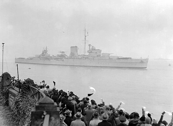 HMS Ajax, Type 42, seen from Devils Point coming into Plymouth after the battle of
