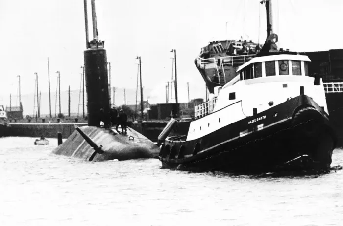 Framed Print : HMS Dreadnought is towed out by tug Hazel Garth in 1960 Britain Framed Print : HMS Dreadnought is towed out by tug Hazel Garth in 1960 Britain