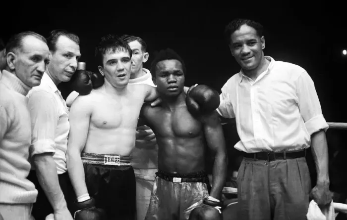 Framed Print : Hogan Kid Bassey after beating Gene Sneyers (left) in Liverpool 1954