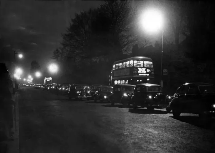Framed Print : Holiday traffic on the way back from Brighton at Purley where the Purley way joins Framed Print : Holiday traffic on the way back from Brighton at Purley where the Purley way joins