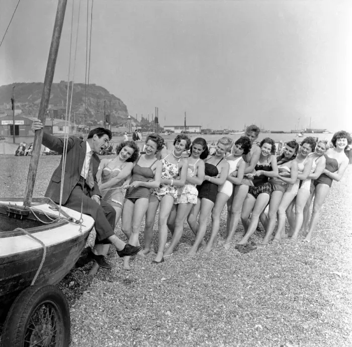 Framed Print : Holidaymakers in their swimsuits at Blackpool. 5th August 1958 Framed Print : Holidaymakers in their swimsuits at Blackpool. 5th August 1958