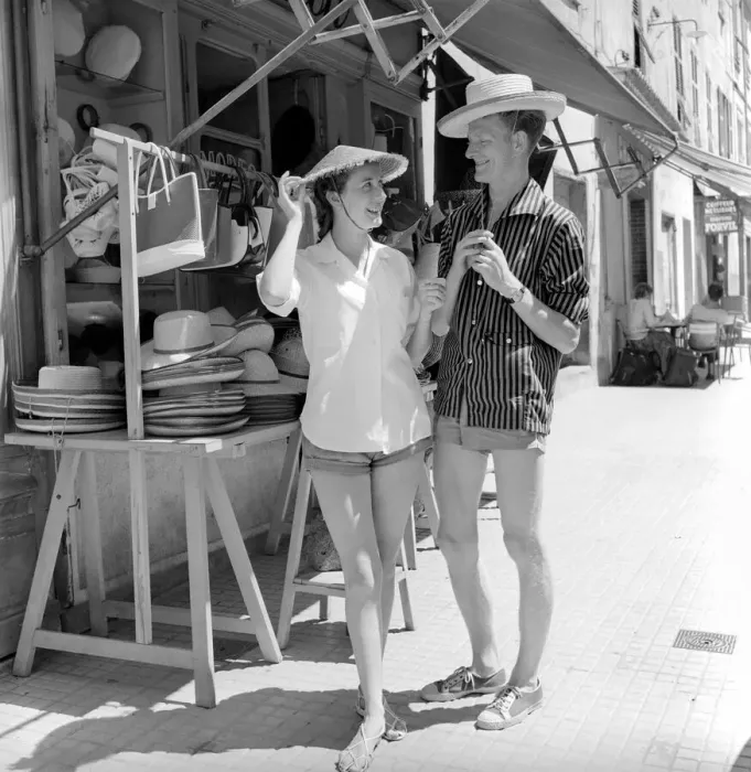 Framed Print : Holidays: Holidaymakers: Tourists explore the fishing villages of Corsica Framed Print : Holidays: Holidaymakers: Tourists explore the fishing villages of Corsica