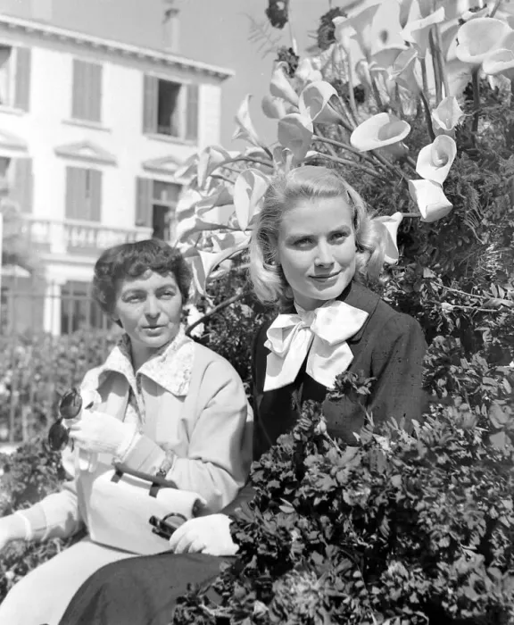 Framed Print : Hollywood actress Grace Kelly seen at the 1955 Cannes Film festival Framed Print : Hollywood actress Grace Kelly seen at the 1955 Cannes Film festival