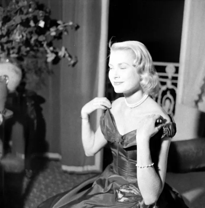 Framed Print : Hollywood actress Grace Kelly seen here during her interview with Daily Mirror reporter