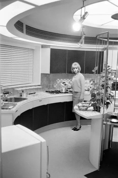 Framed Print : Show Home, the Aluminium house of the future, 2nd March 1964 Framed Print : Show Home, the Aluminium house of the future, 2nd March 1964