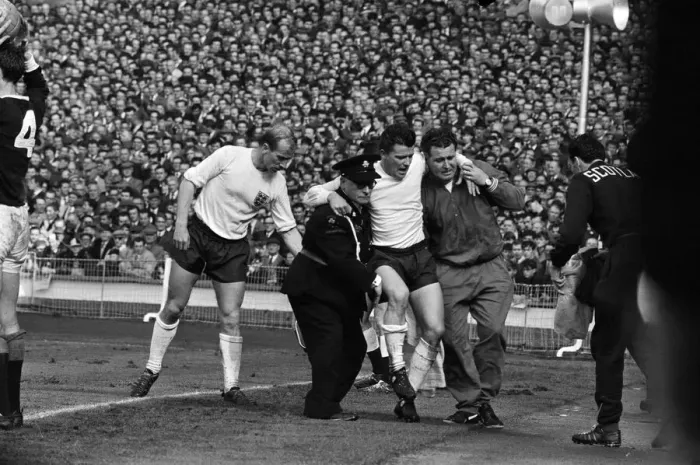 Framed Print : Home International Championship match at Wembley Stadium. England 2 v Scotland 2 Framed Print : Home International Championship match at Wembley Stadium. England 2 v Scotland 2
