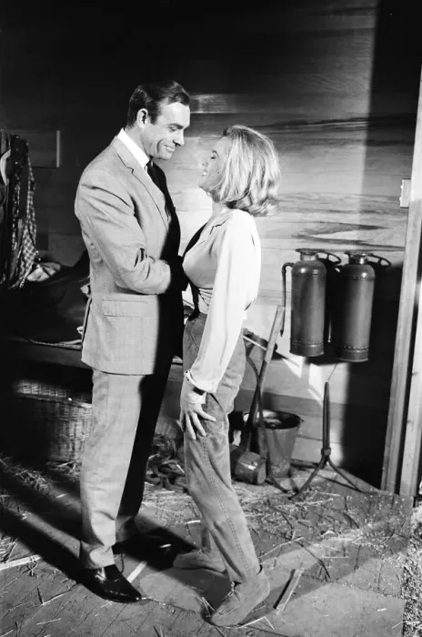 Framed Print : Honor Blackman as Pussy Galore and Sean Connery as James Bond seen here filming a fight Framed Print : Honor Blackman as Pussy Galore and Sean Connery as James Bond seen here filming a fight