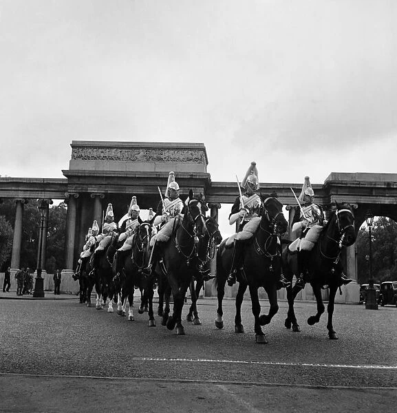Horseguards on Parade in London. October 1952 C4980-002