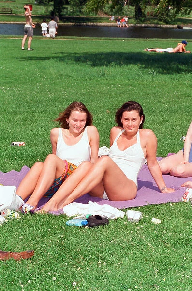 Hot Weather Pictures, Reading, Thursday 14th May 1992