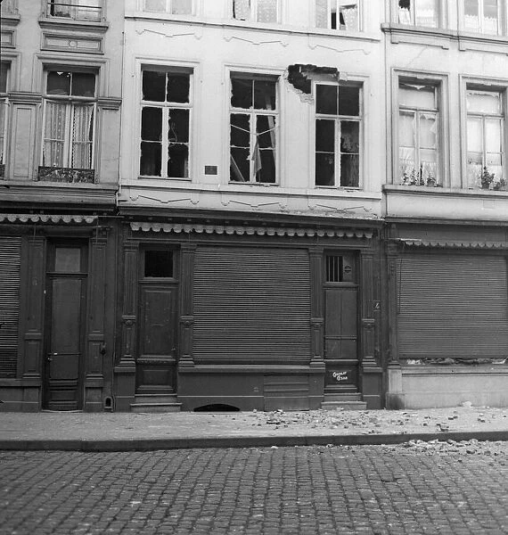 A houses and shops damaged during the German bombardment of the centre of Antwerp