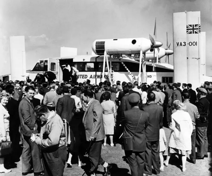 Framed Print : A Hovercoach surrounded by a big crowd at Leasowe, Wirral, Merseyside. 20th July 1962 Framed Print : A Hovercoach surrounded by a big crowd at Leasowe, Wirral, Merseyside. 20th July 1962
