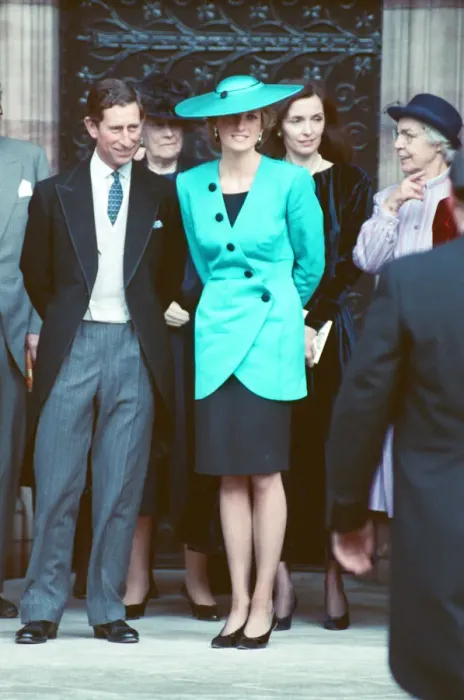Framed Print : HRH THE PRINCE OF WALES & HRH THE PRINCESS OF WALES attend the society wedding of Miss